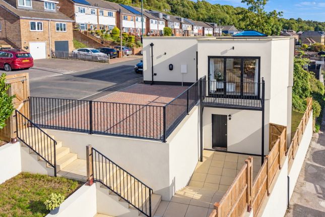2-bed bungalow on Beacon Road, Chatham, £300,000