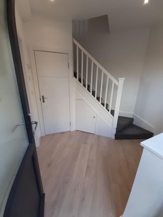 69, Lindley Road,, Leyton photo 5