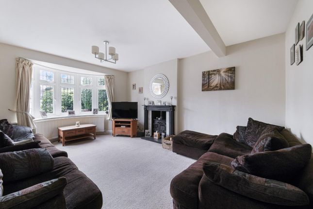 54, Fairfield Way, Ewell Court photo 4