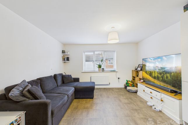 45, Chandler Drive, Bordon photo 3