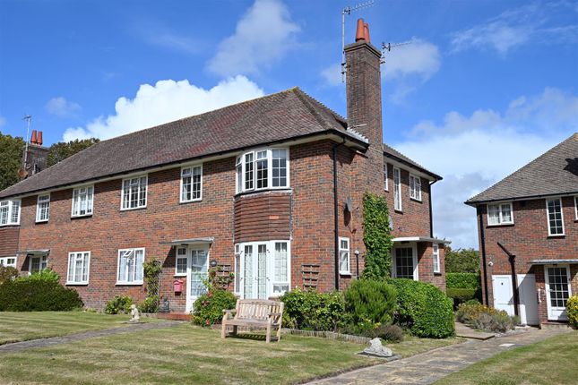 Flat 5, Ratton Garden, Eastbourne photo 3