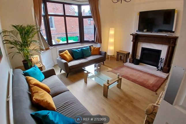 Spacious, Bay-Windowed Sitting Room