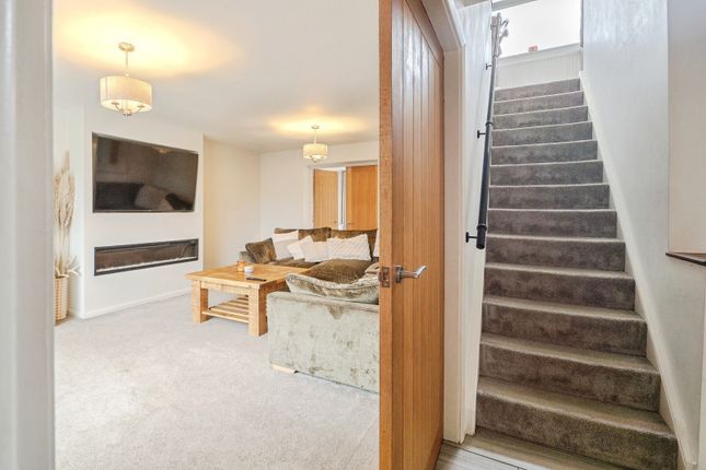 3, Chestnut Way, Leicester photo 4