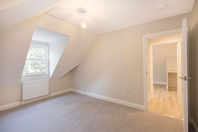 Flat for sale in Ashley Road, Epsom
