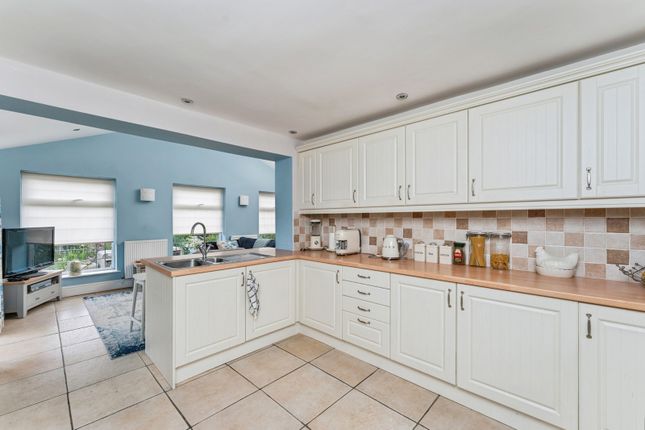 6, Middlecroft, Chester photo 2