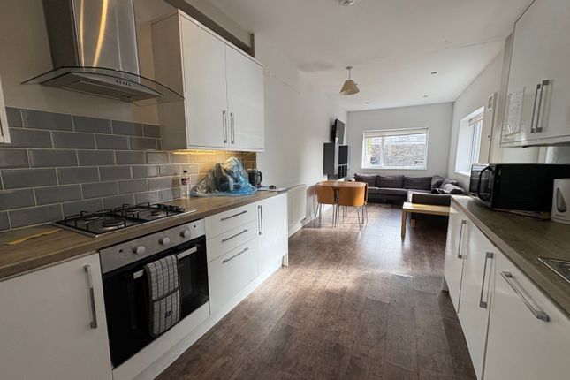 7-bed terraced on 44, Lisvane Street, Cardiff, £3,745/mo