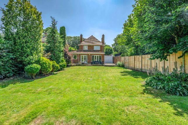 67 Wolverhampton Road, Codsall, Staffordshire photo 2