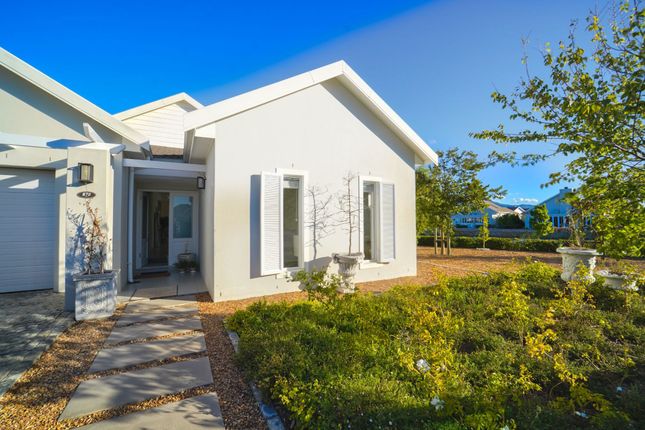 Detached house for sale in 878 The Vines, Val De Vie, Paarl, Western Cape, South Africa