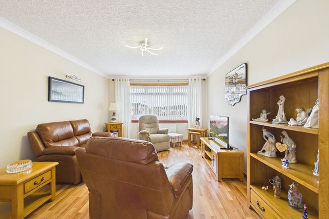 10, Rowanhill Place, Kilmarnock photo 2