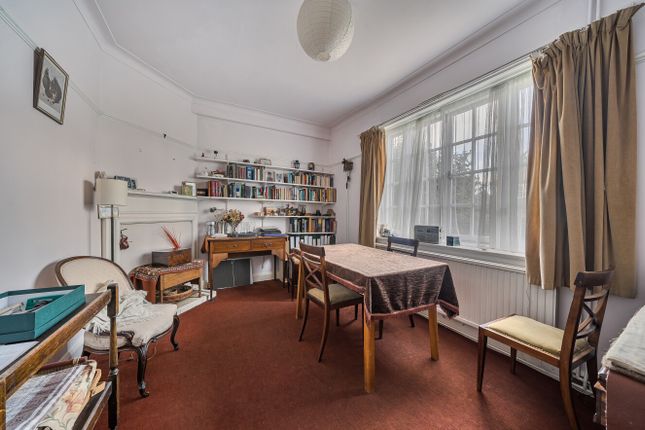 1, Uplands Way, Southampton photo 3