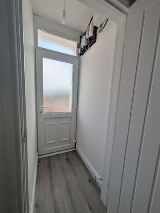 2 Bryn Terrace, Porth photo 5