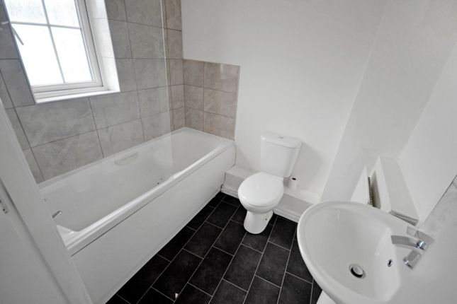 35, Wellingford Avenue, Widnes photo 4
