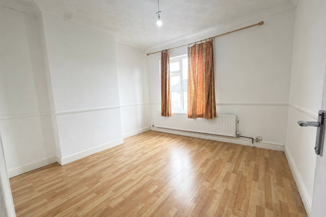222A Victoria Road East, Leicester photo 5