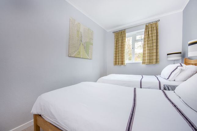 Flat to rent in Adelaide Road, Surbiton