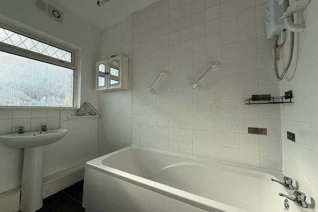 32, Ffrwd-Wyllt Street, Taibach photo 5