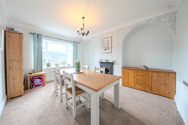 12, St. Johns Drive, Leeds photo 4