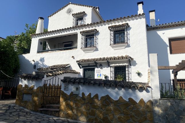 Thumbnail Property for sale in Zahara De La Sierra, Andalucia, Spain