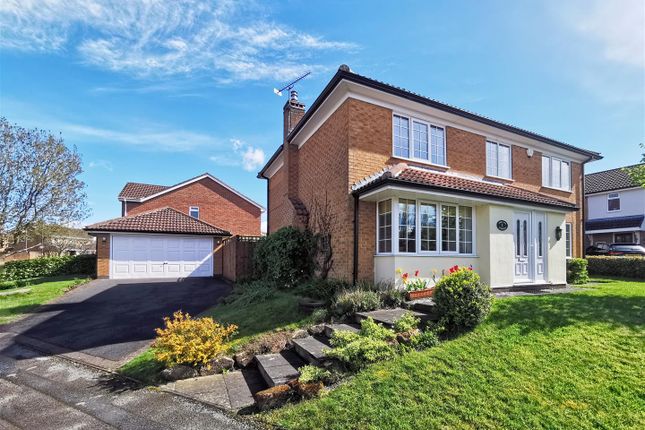 Thumbnail Detached house for sale in Muirfield Drive, Mickleover, Derby