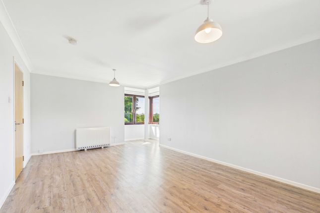 Flat 63, Glen Lednock Drive, Craigmarloch View, Cumbernauld photo 4
