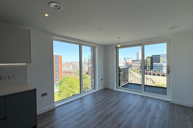 5 Shale Lane, Salford photo 4