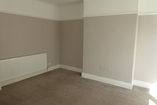 19, Fieldway, Higher Bebington photo 5
