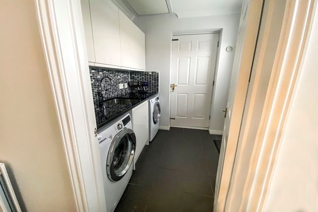 Detached house for sale in Portway Place, Basingstoke