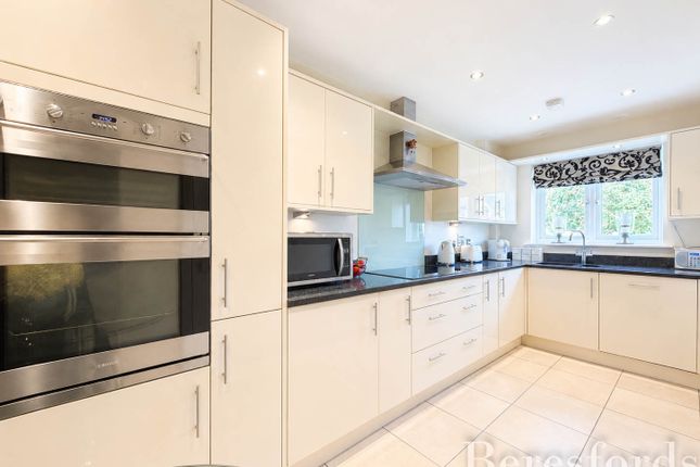 20, Osborne Road, Hornchurch photo 3