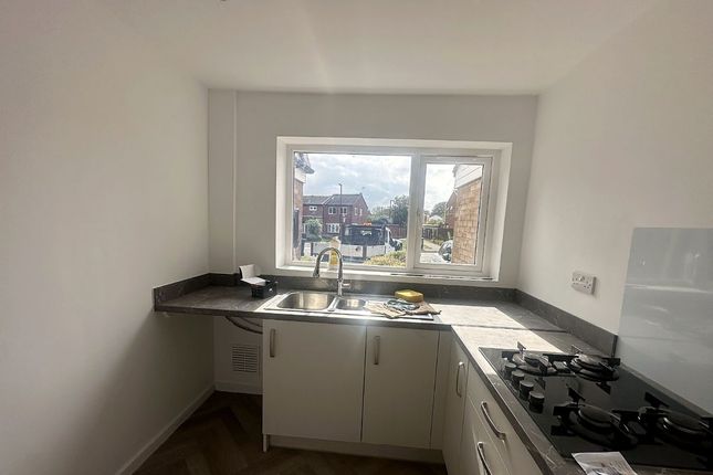 21 Bracadale Close, Coventry photo 5