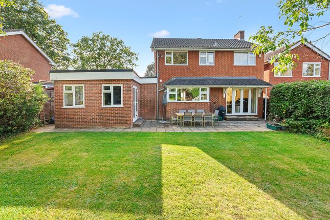 Detached house to rent in Barrett Road, Great Bookham, Bookham, Leatherhead