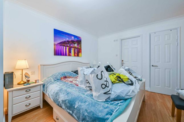 Flat for sale in Royal Langford Apartments, St John's Wood, London