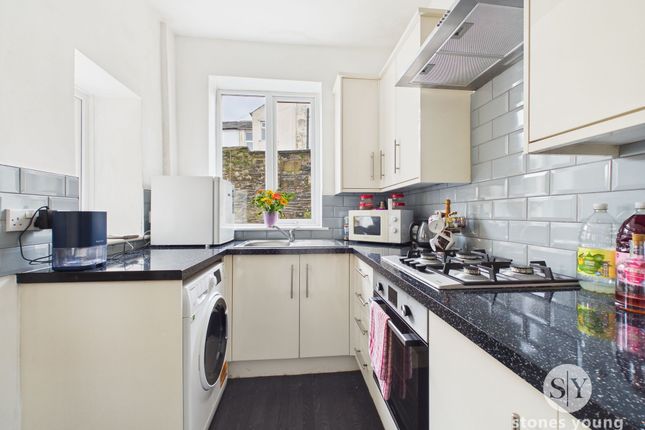 6 Woodville Terrace, Darwen photo 4