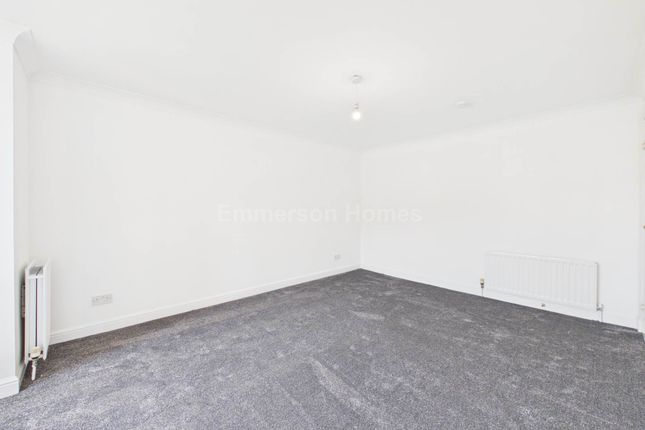 8, Millstream Court, Paisley photo 3