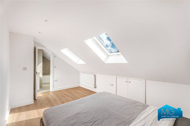 36, Lytton Avenue, London photo 3