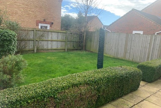 7, Buttercup Court, Deeping St James photo 3