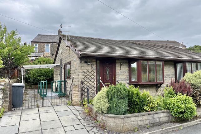 2-bed house on 27, Queen Street, Glossop, £170,000
