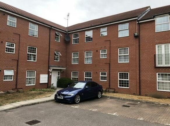 Thumbnail Flat to rent in Bridge Court, Welwyn Garden City