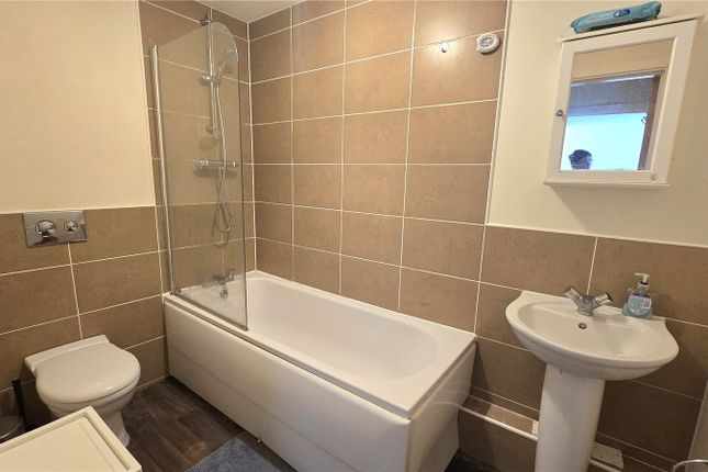 330, Monticello Way, Coventry photo 4
