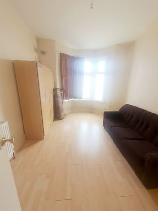 20 Third Avenue, London photo 2