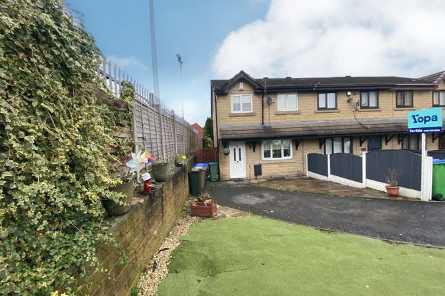 Mews house for sale in Knowl Hill View, Heywood