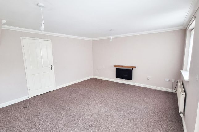 36, Mulberry Court, Doncaster photo 3