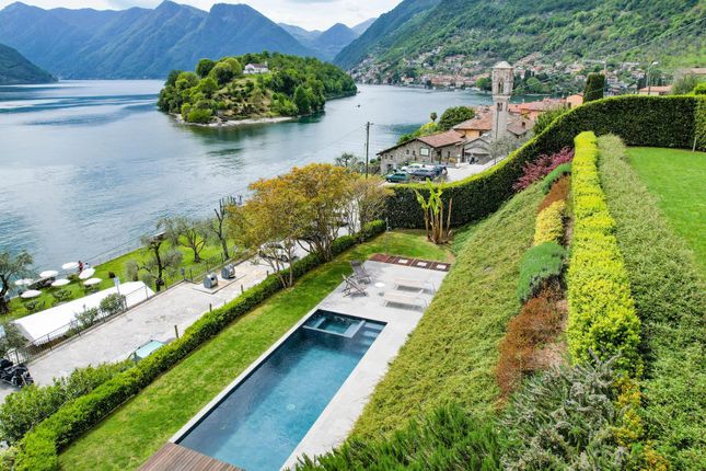 Villa for sale in Ossuccio, Lake Como, Lombardy, Italy