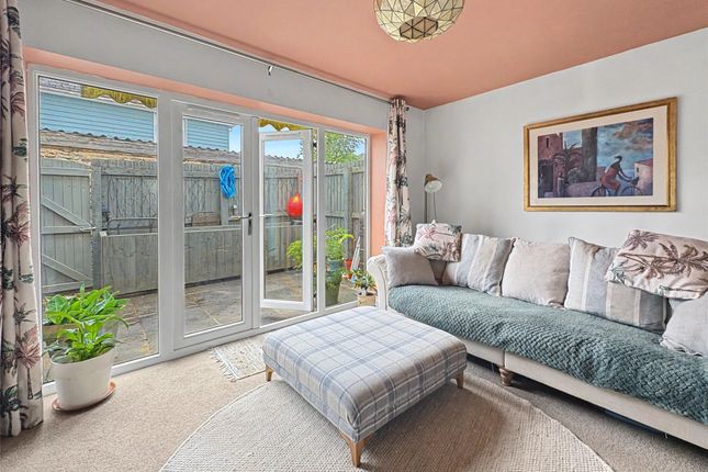15 Bowen Court, South Street Braunton Devon, Devon photo 2