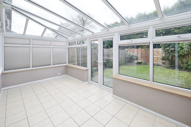 6, Arden Close, Balsall Common photo 3