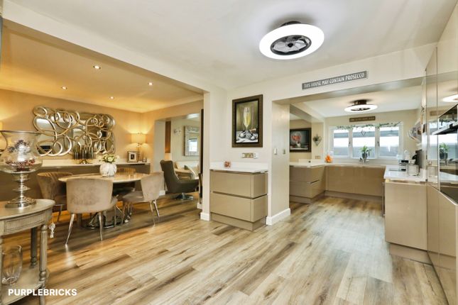 15, Greenacre Close, Dunsville photo 4