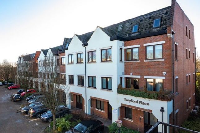 Office to let in 2nd Floor, 1 Twyford Place, Lincolns Inn Office Village, High Wycombe