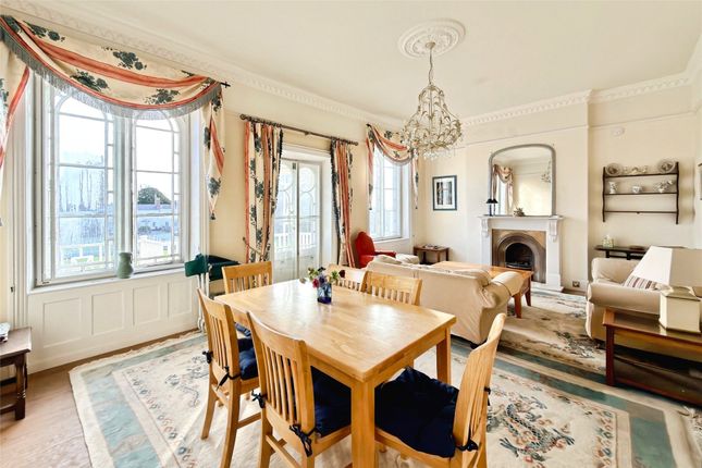 Flat 2B, 2, Coburg Terrace, Devon photo 2