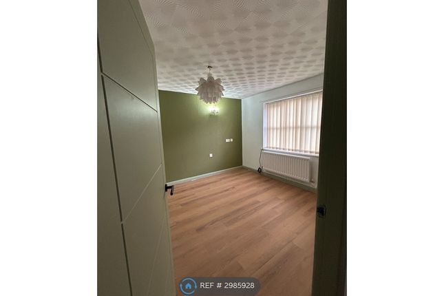 Marie Close, Denton, Manchester photo 4