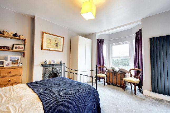 Bedroom 1_1.Jpg