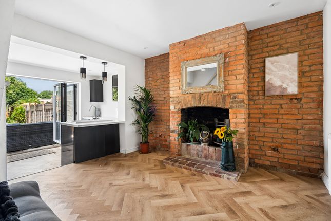 67 Gossoms End, Berkhamsted photo 4