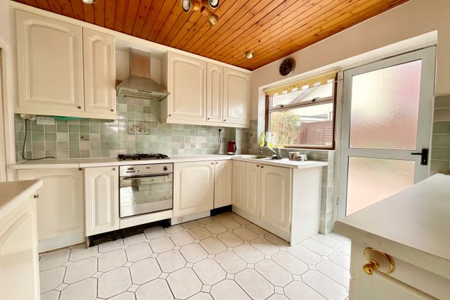 14, Fairfield Road, Newport photo 5